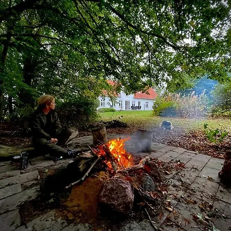 Dom wakacyjny Havlykkegaard - En Unik Gammel Dame Ved Ostersoen Idestrup